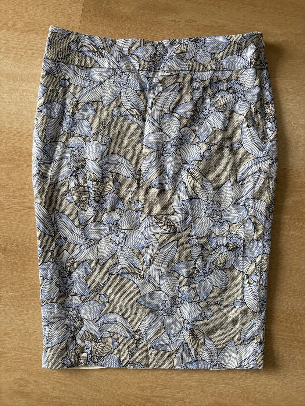 RW&CO. Floral Pencil Skirt
